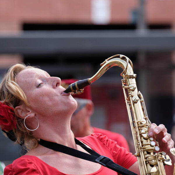 Maaike tenor saxofoon