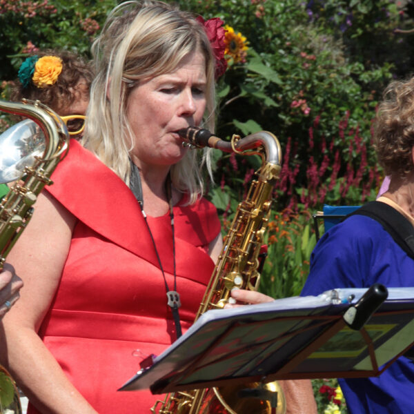 Saskia tenor saxofoon